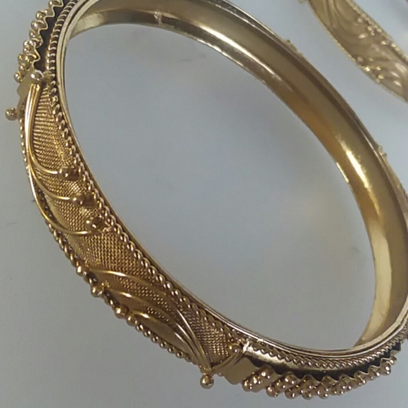 Jewelry - Bracelet